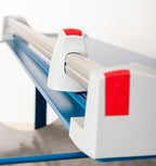 Dahle 472s Premium Rotary Trimmer w/Stand, 12 Sheet Capacity, Self-Sharpening - Image 4