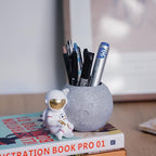 Kimdio Pen Holder, Astronaut Stand - Image 6
